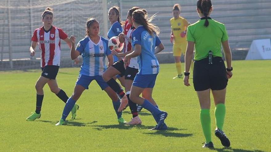 Imagen del partido entre el Málaga CF Femenino y el Athletic Club