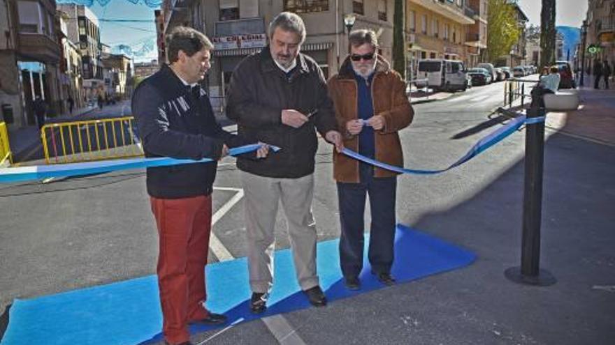 Remodelación de una calle y una plaza en Castalla