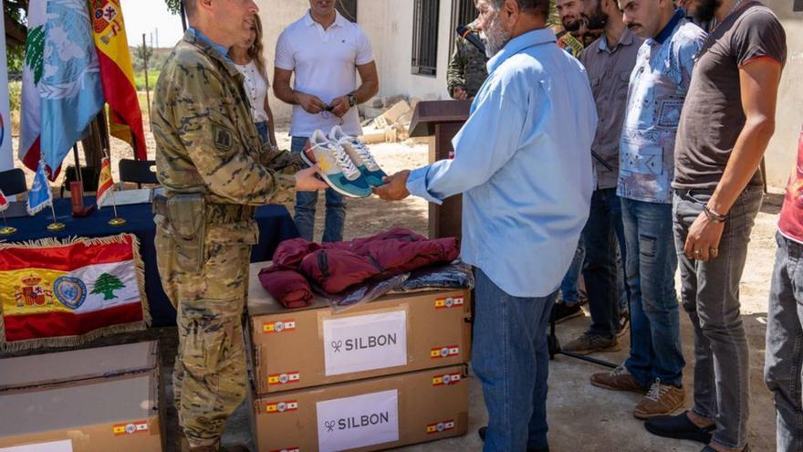 La BRI X entrega una donación de Silbon en Líbano