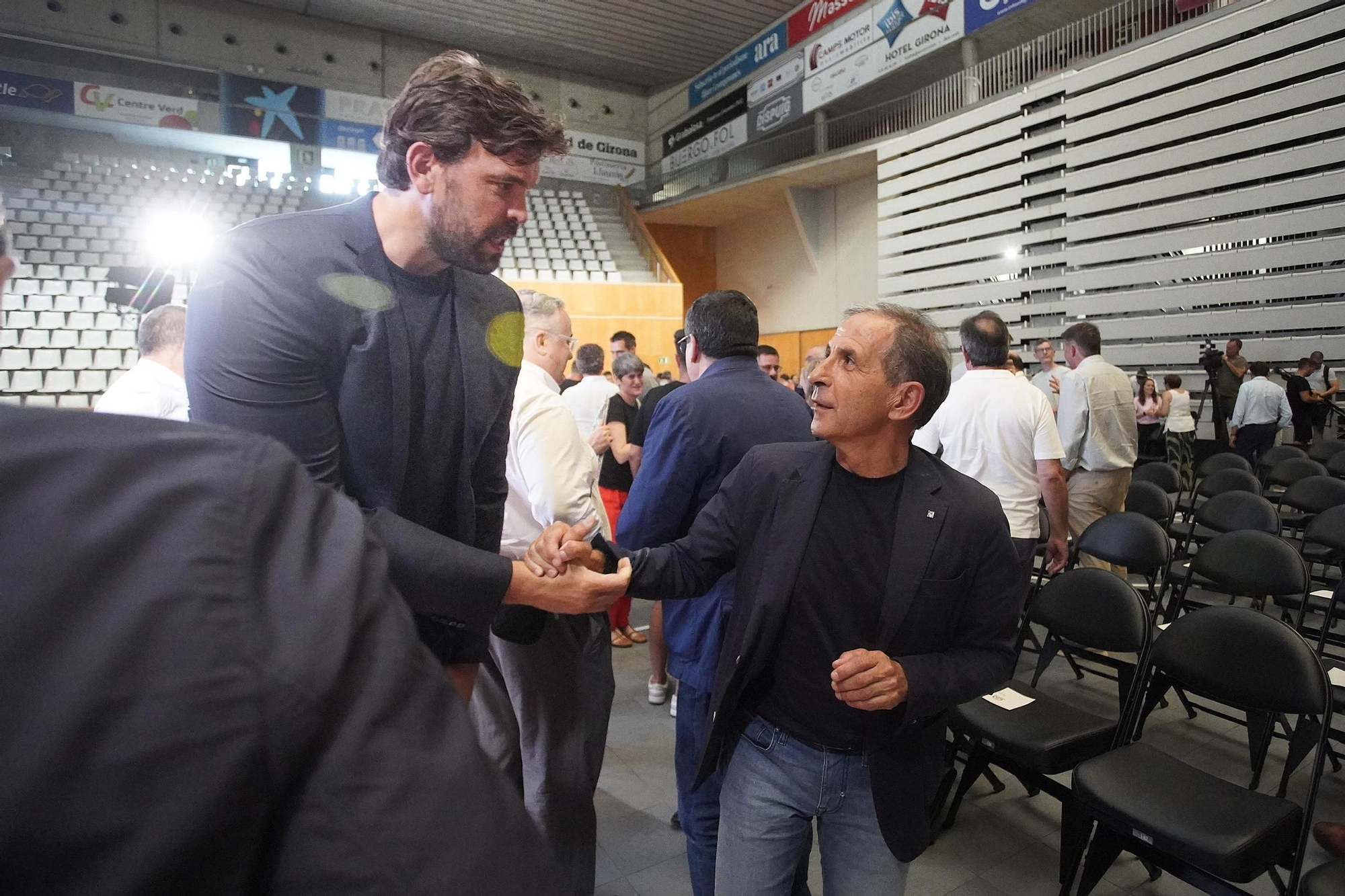 Les fotos de l'anunci de la fusió entre l'Uni i el Bàsquet Girona