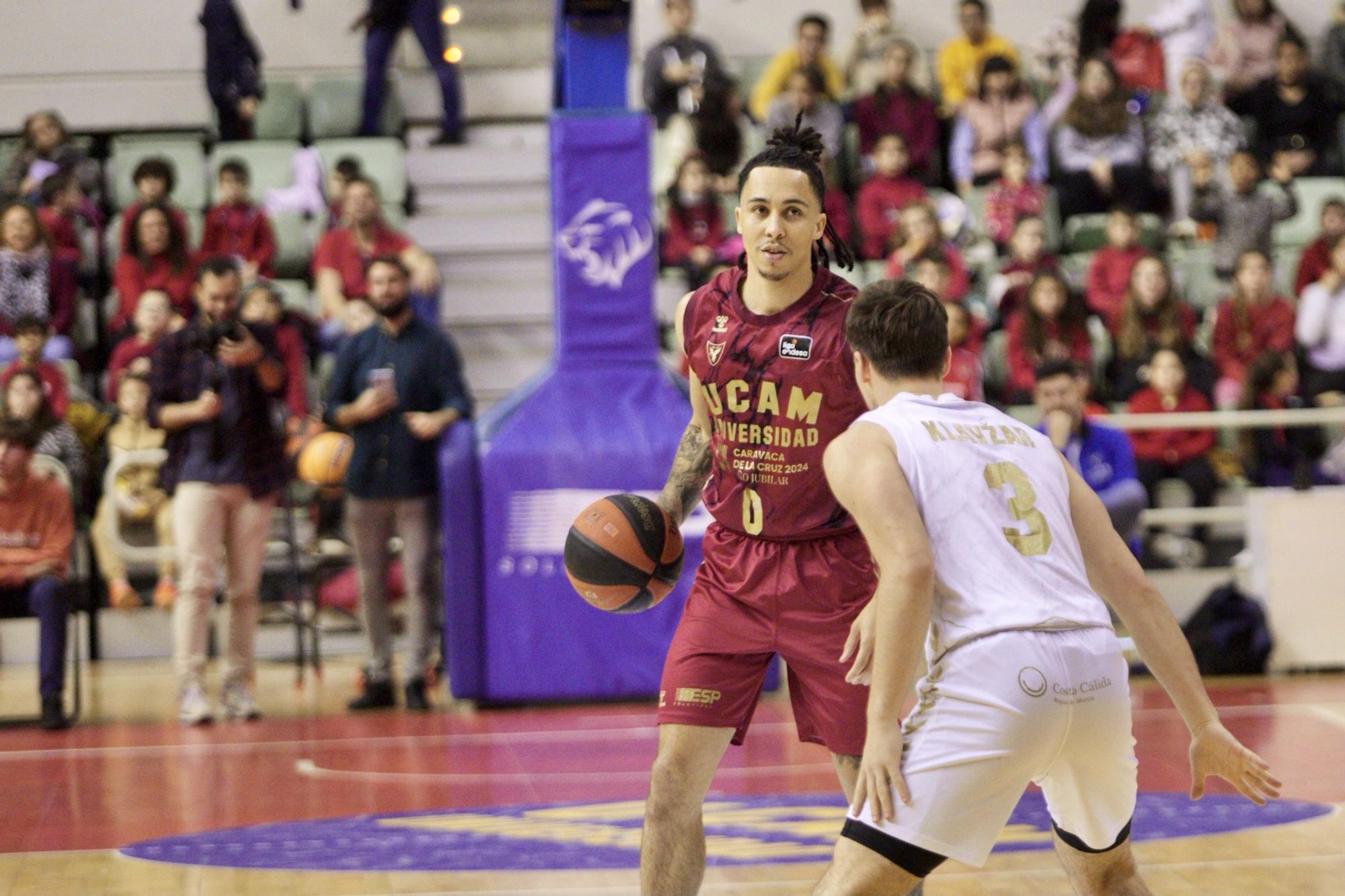 Partido del recreo en el UCAM Murcia con miles de escolares