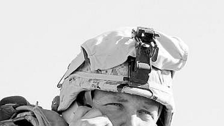 Un soldado estadounidense, ayer, durante una operación en Afganistán.