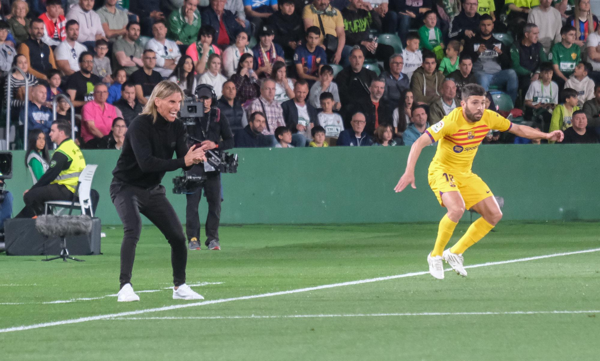 Así se ha vivido el Elche - Barça en el Martínez Valero