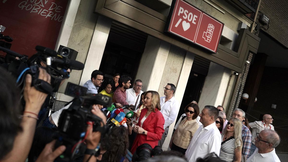 Pilar Alegría atiende a los medios