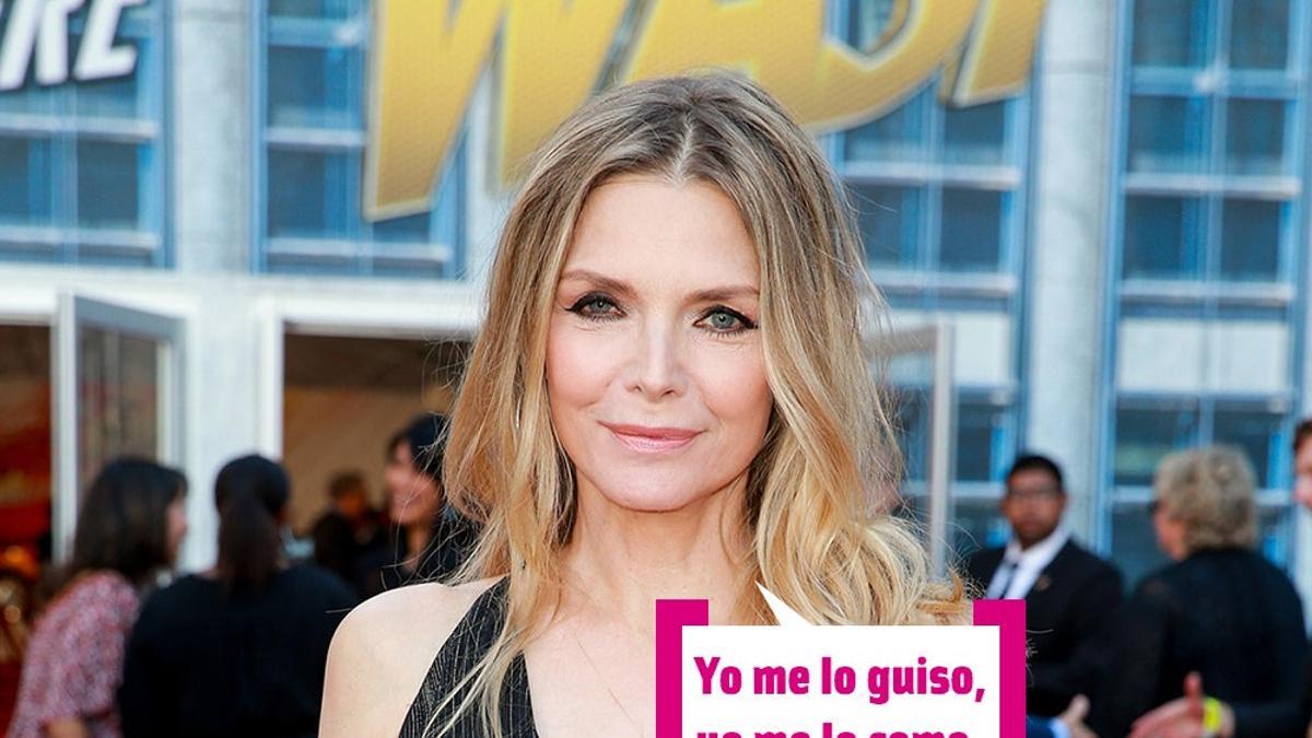 Michelle Pfeiffer con mono negro en la premier de la película "Hormiguero y la avispa"