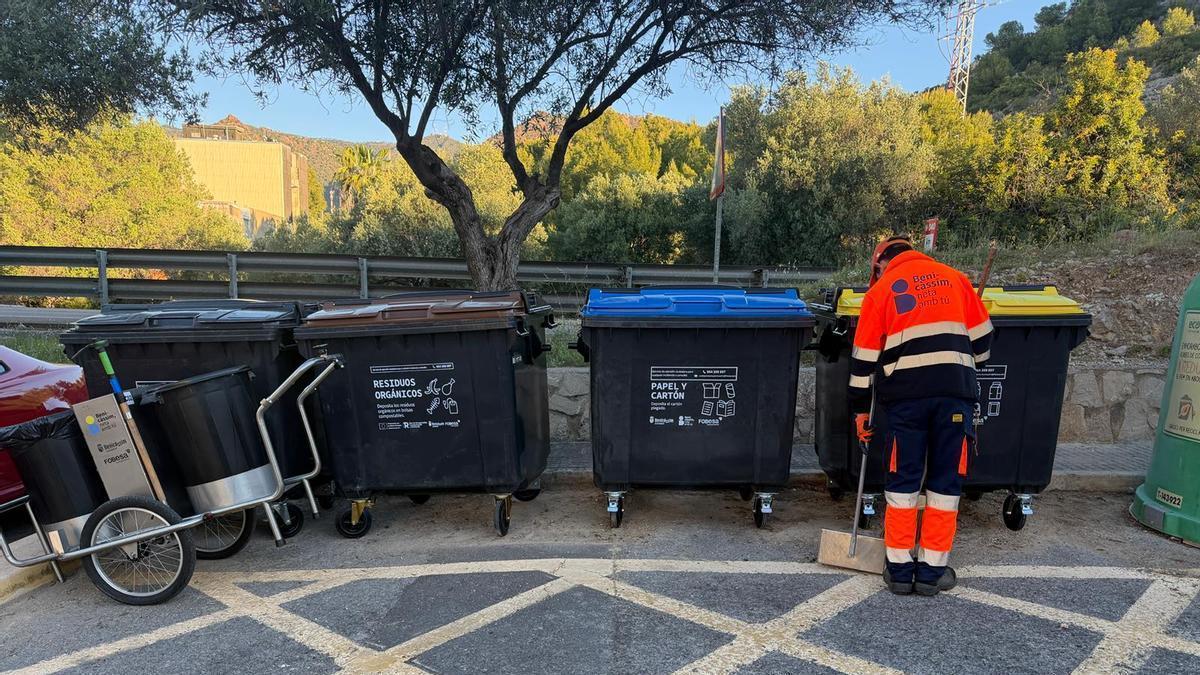 El contenedor marrón se ha implantado recientemente en Benicàssim.