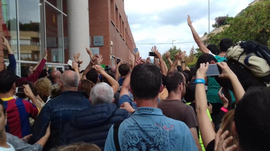 La Guàrdia Civil va carregar a les portes del Quercus, l&#039;1-O