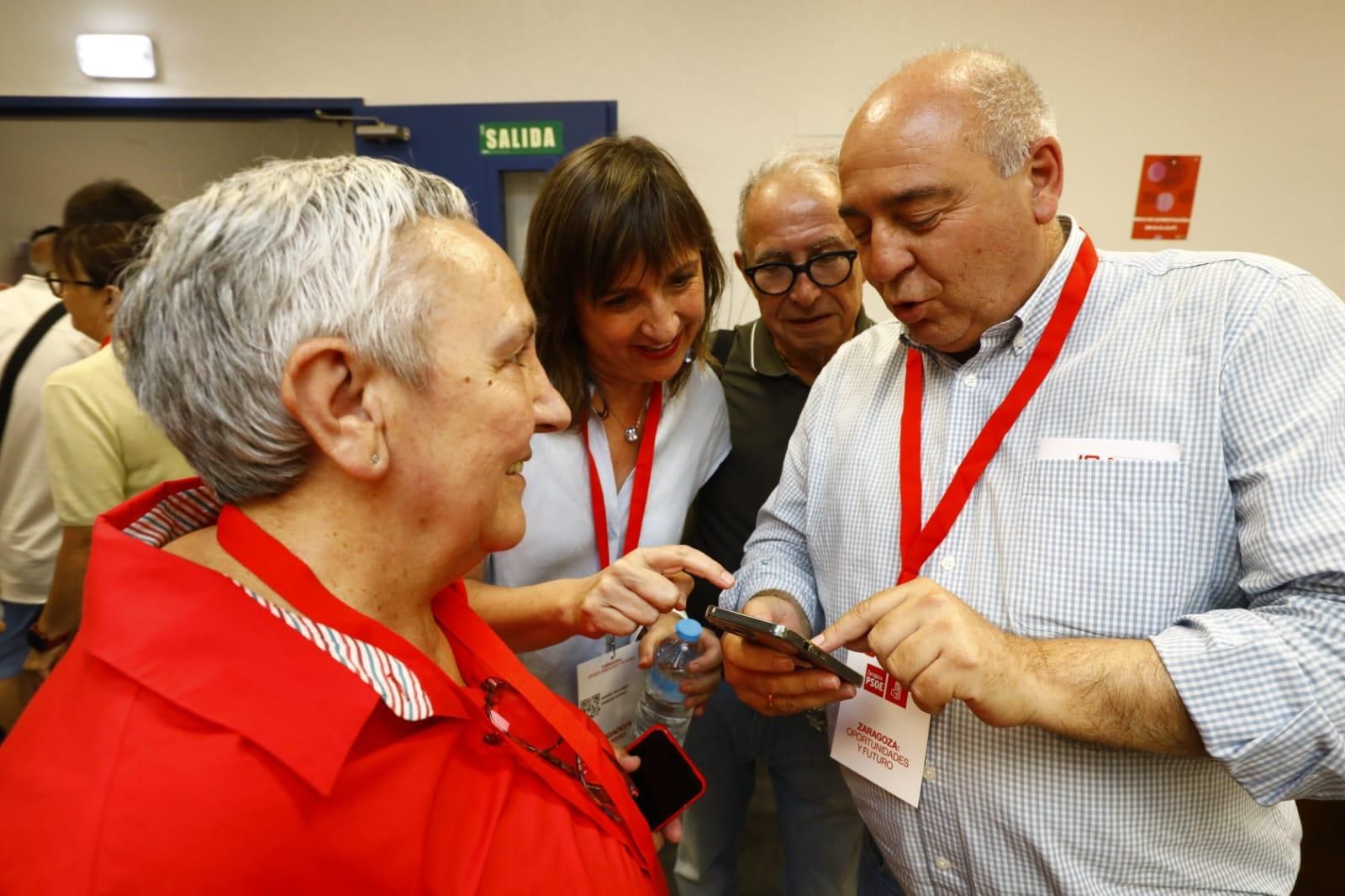 En imágenes | Los militantes eligen a la nueva Ejecutiva del PSOE en Zaragoza