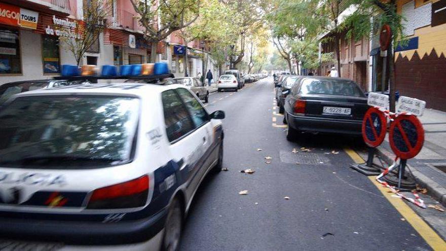 Un hombre, en la UCI tras recibir una brutal paliza en una pelea