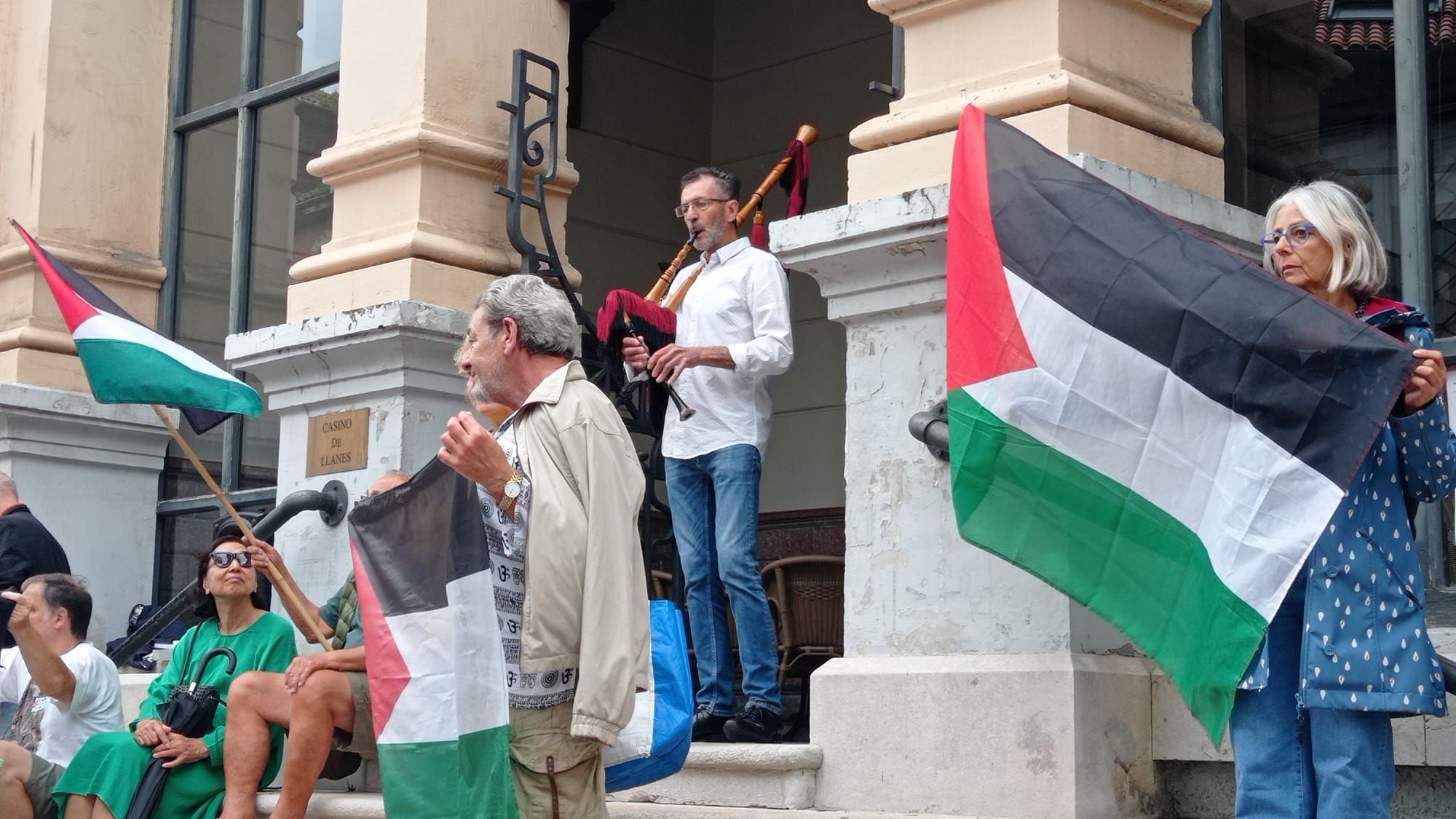 Llanes con Palestina