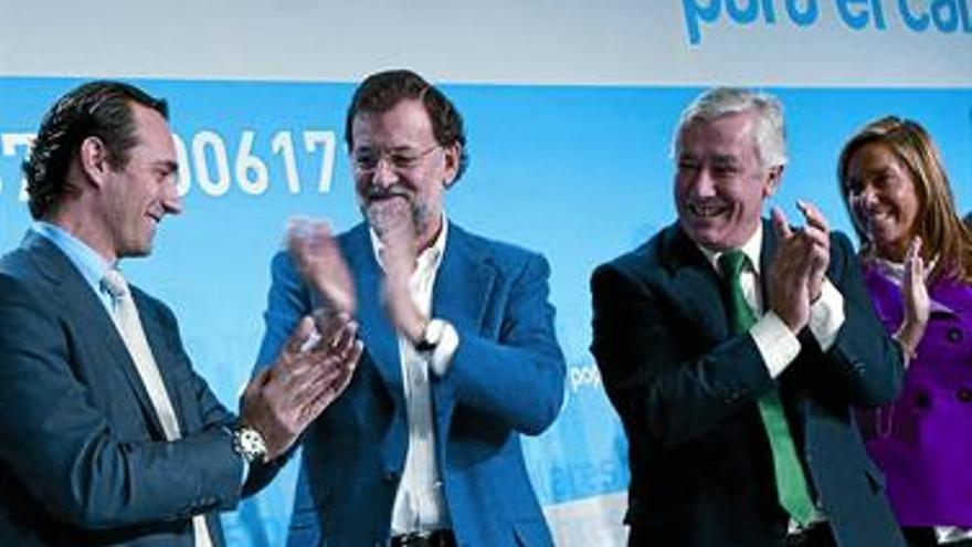 El ruido del `caso Matas´ dinamita el retorno del PP al Gobierno balear