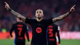El Barça regala otra gesta en Lisboa: victoria con diez