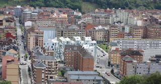 Mieres ya gana población y atisba el fin de su largo invierno demográfico