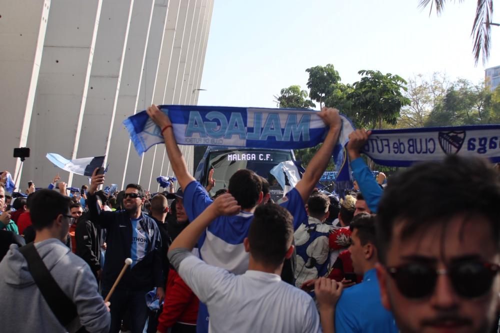 Recibimiento al Málaga CF antes del partido ante el Deportivo