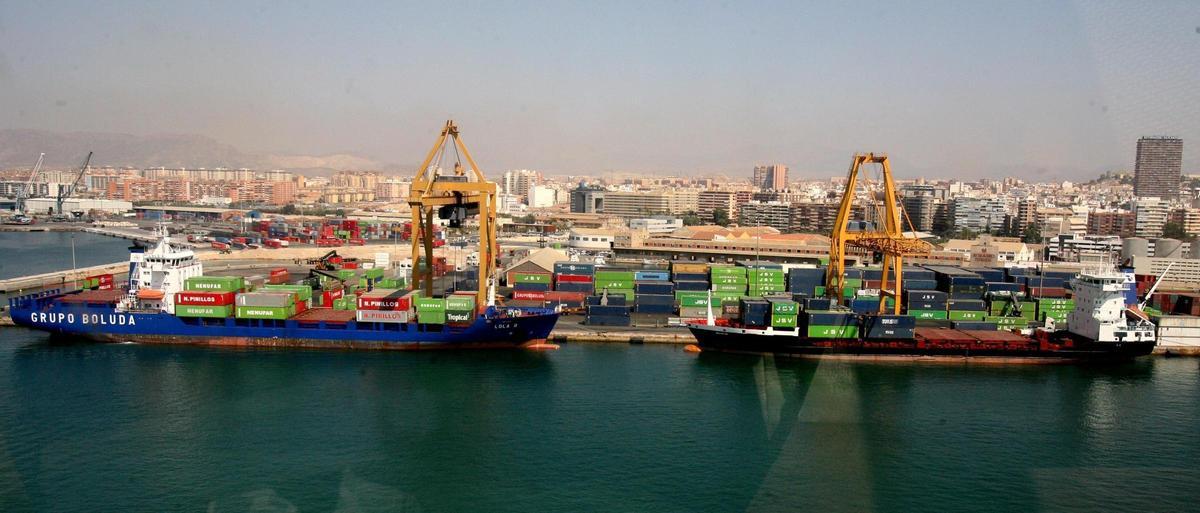 La terminal de contenedores del puerto de Alicante.