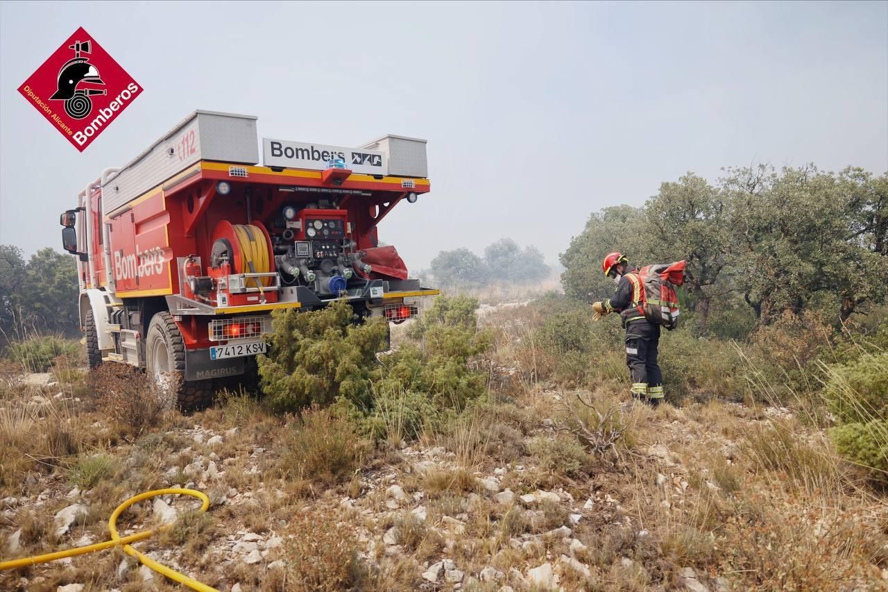 Incendio en el paraje de San Pascual en Ibi
