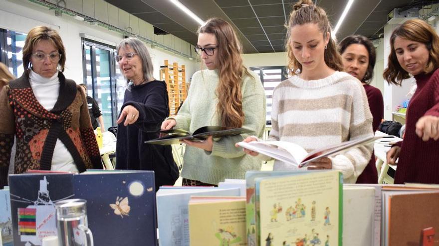 Participants en un dels tallers de la jornada d'educació dedicada a la lectura d'UManresa