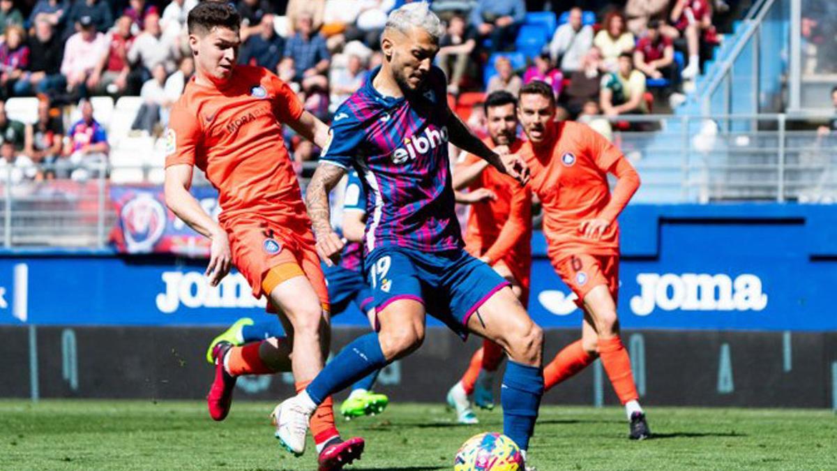 Resumen, goles y highlights del Eibar 0 - 0 Andorra de la jornada 33 de LaLiga Smartbank