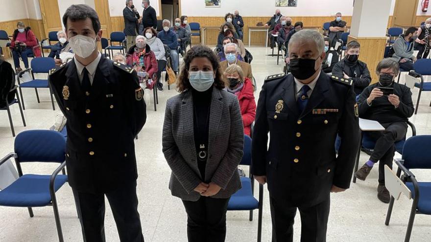 La subdelegada del Gobierno destaca el esfuerzo policial | LA OPINIÓN