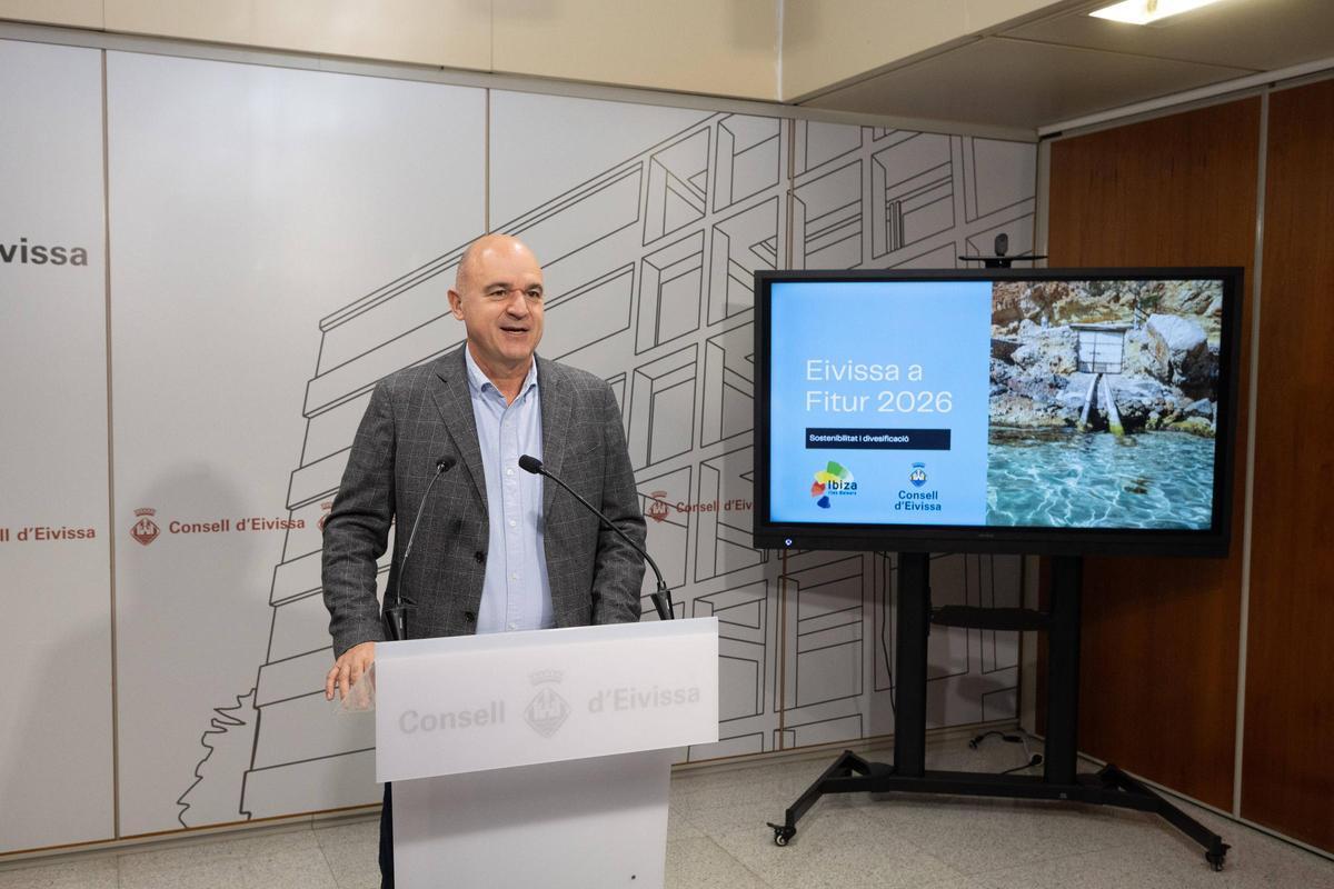 Vicent Marí durante la presentación del programa de Ibiza en Fitur 2026.