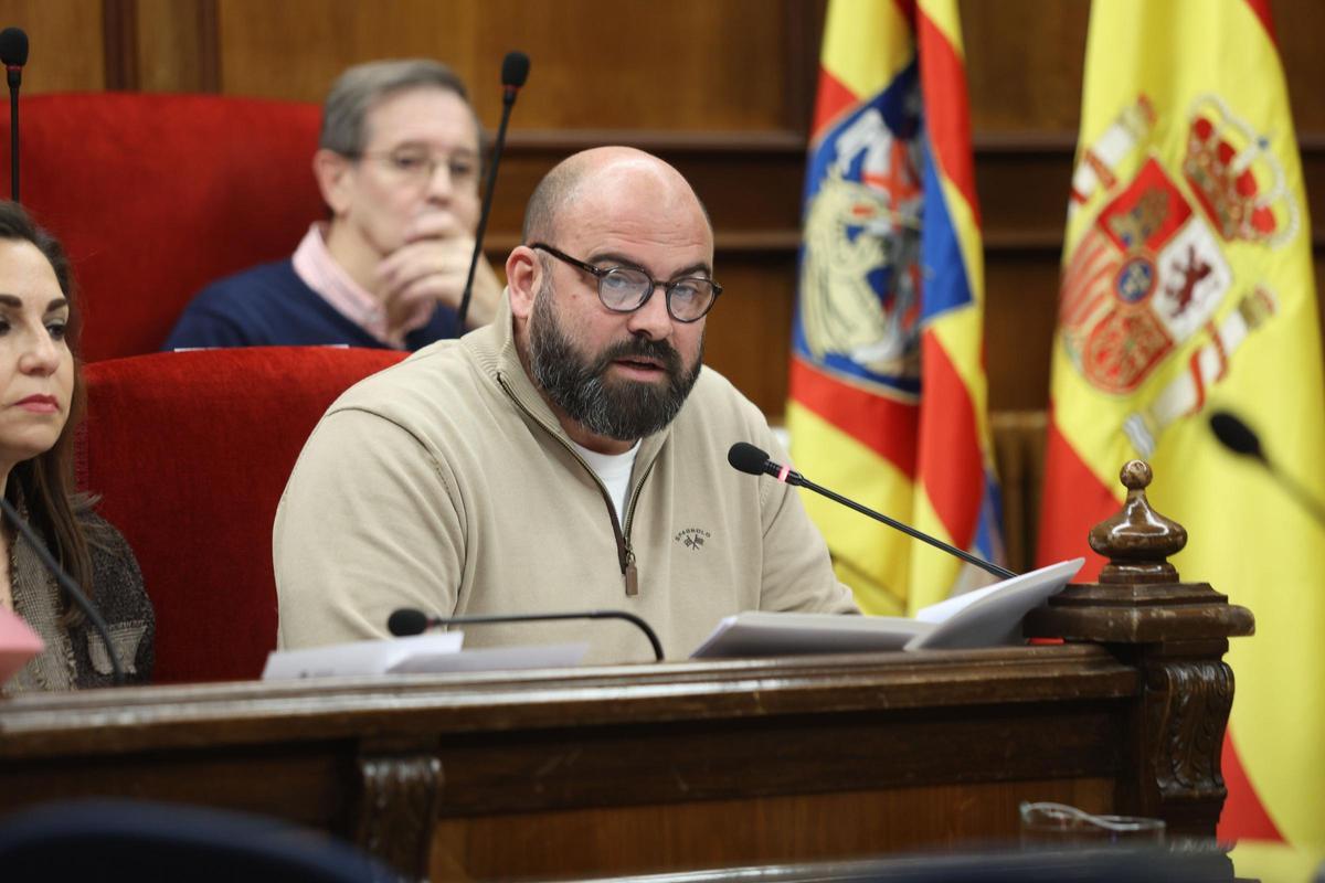 El Ayuntamiento de Alcoy pide al Consell que declare el área de salud como de difícil cobertura El Ayuntamiento de Alcoy pide al Consell que declare el área de salud como de difícil cobertura