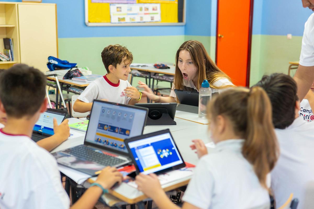 Un grupo de niños en una de las actividades.