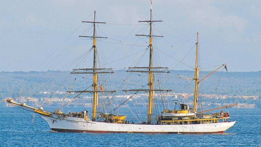 El ‘Picton Castle’ en la bahía de Palma en noviembre del año 2008.