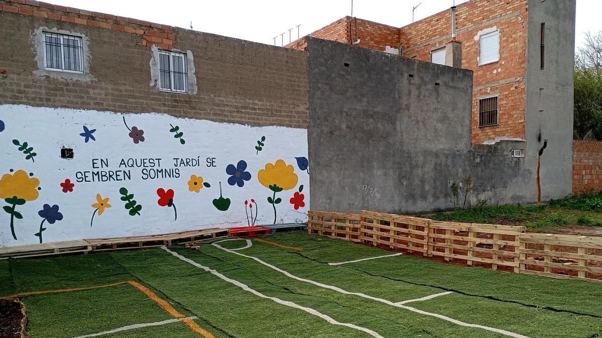Terreno para la FP de Jardinería en el instituto escuela Maestro Carlos Selma de Castelló de la Plana