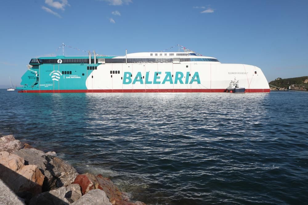 Máxima expectación para la botadura en Gijón del catamarán que construye Armon para Balearia