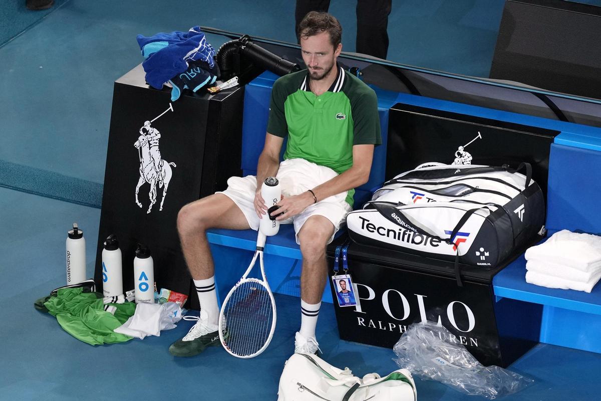 Jannik Sinner derrotar a Daniil Medvedev en la final del Abierto de Australia