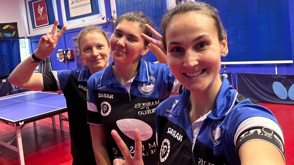 Las jugadoras del Museo de la Almendra Francisco Morales celebran la victoria ante el Tramuntana.