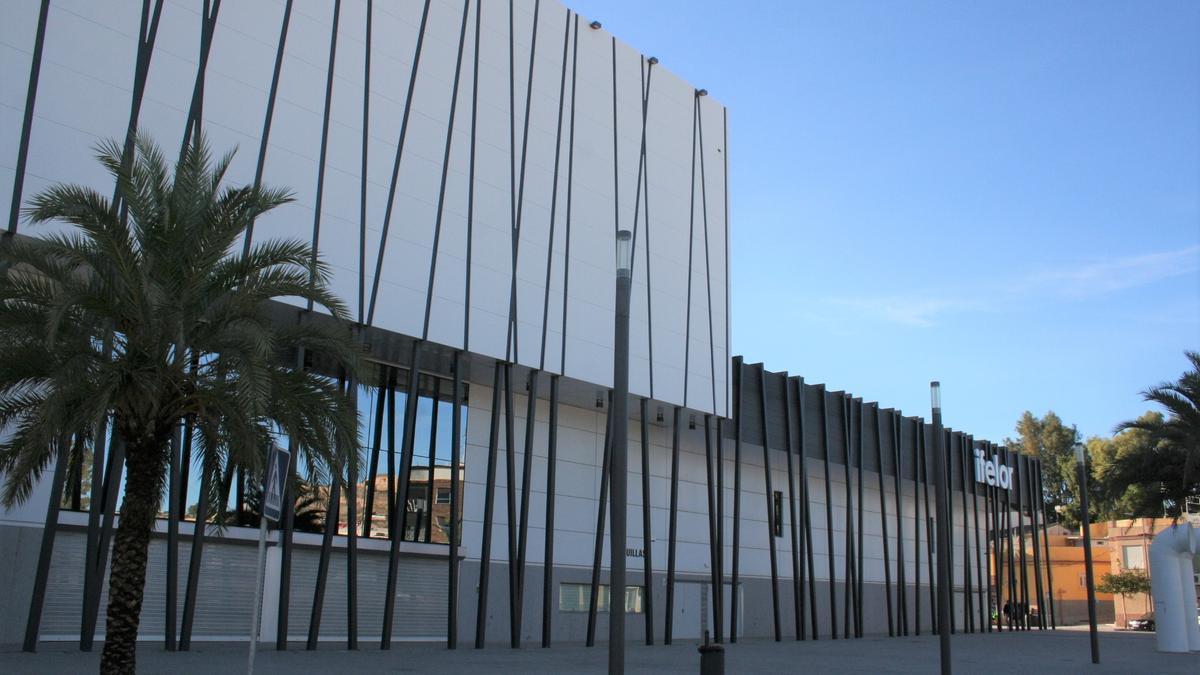 Fachada principal del Auditorio Margarita Lozano y del Palacio de Congresos y Ferias Ifelor.