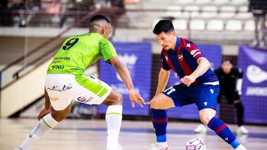 El Levante UD FS se queda en tierra de nadie tras caer ante el Palma Futsal (1-2)