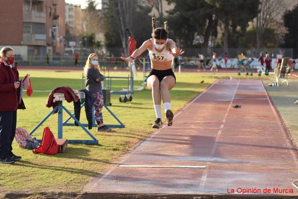 Control federativo de atletismo en Cartagena