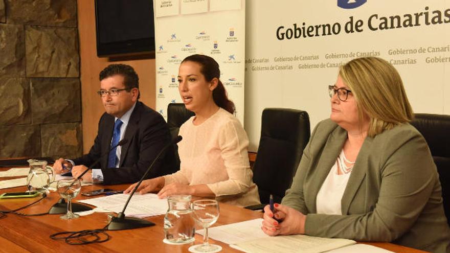 Juan Ramón Álvarez, Patricia Hérnandez y Natalia Aznárez.