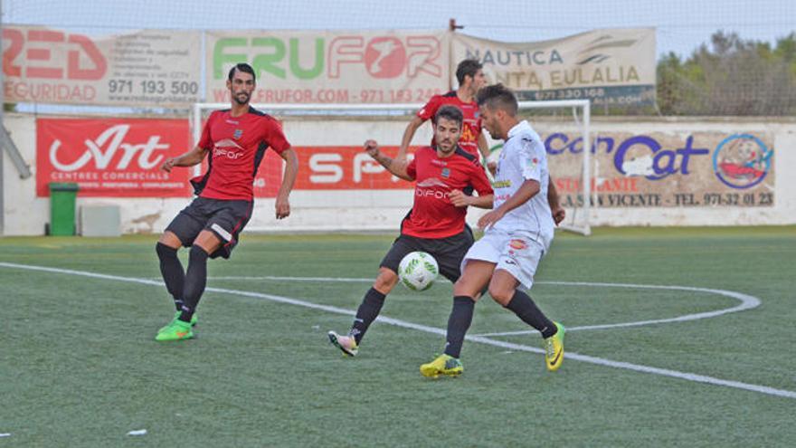 Cristian Terán se enfrentó ayer a su exequipo.