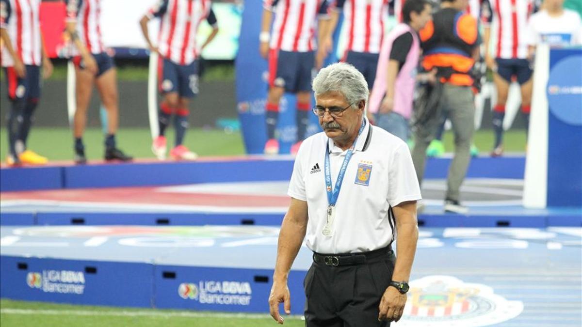 Ricardo Ferretti cogió el puesto de técnico interinamente