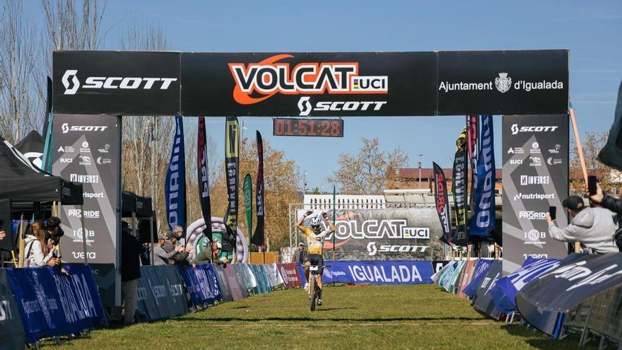 Becking i Cano se situen líders després de la primera etapa de la VolCat