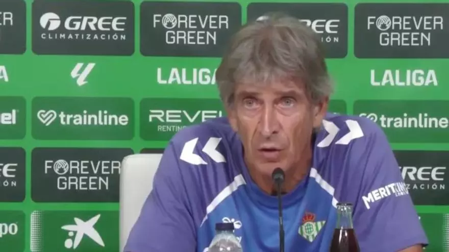 Pellegrini: "Estoy muy feliz aquí en el Betis, ojalá pudiera continuar el trabajo"