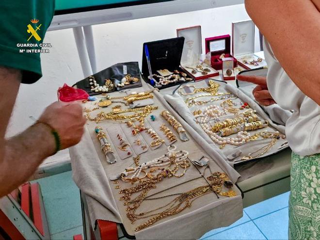 Desarticulada una banda de la Safor que robava en vivendes de la Marina Alta