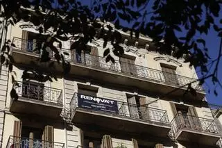 La oferta de habitaciones anunciadas en Barcelona ya supera a la de pisos en alquiler tradicional