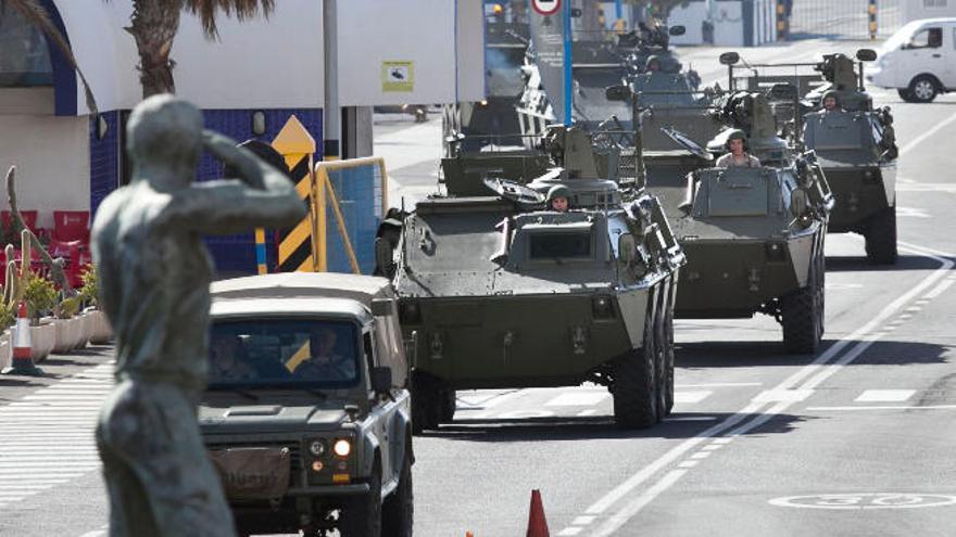 Los dos militares perdieron la vida en el acto al ser aplastados por el vehículo