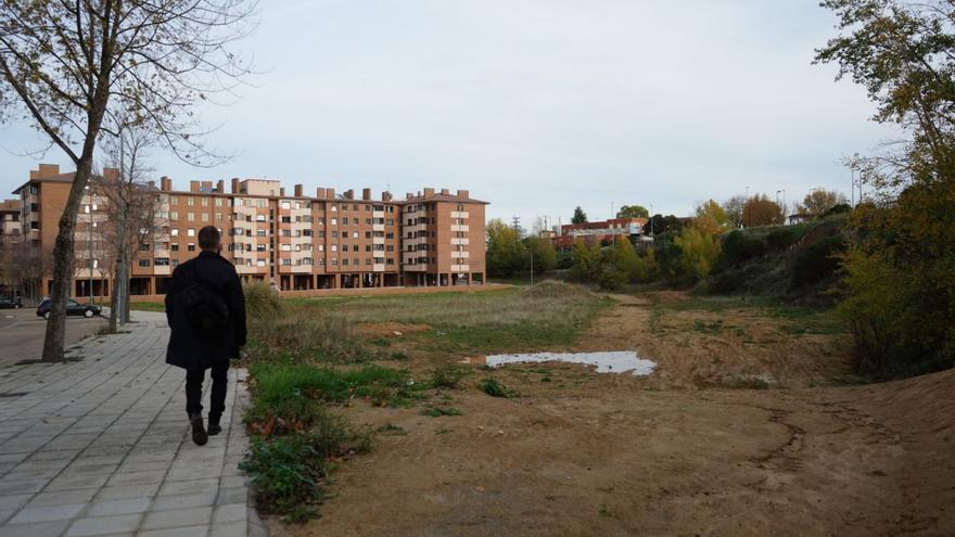 Parcela donde se van a levantar los pisos sociales de Vista Alegre.