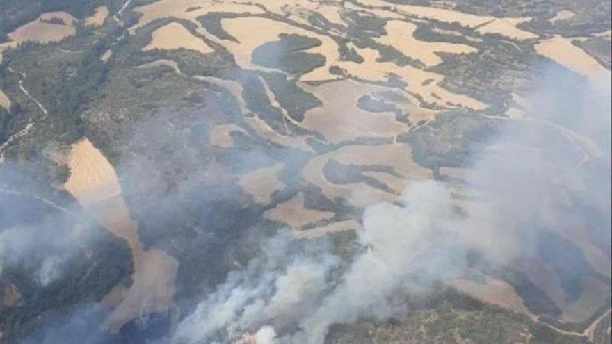 Así avanza el fuego en el flanco derecho del incendio de Orés