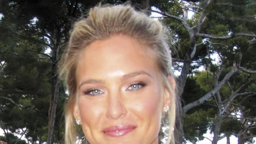 Bar Rafaeli.