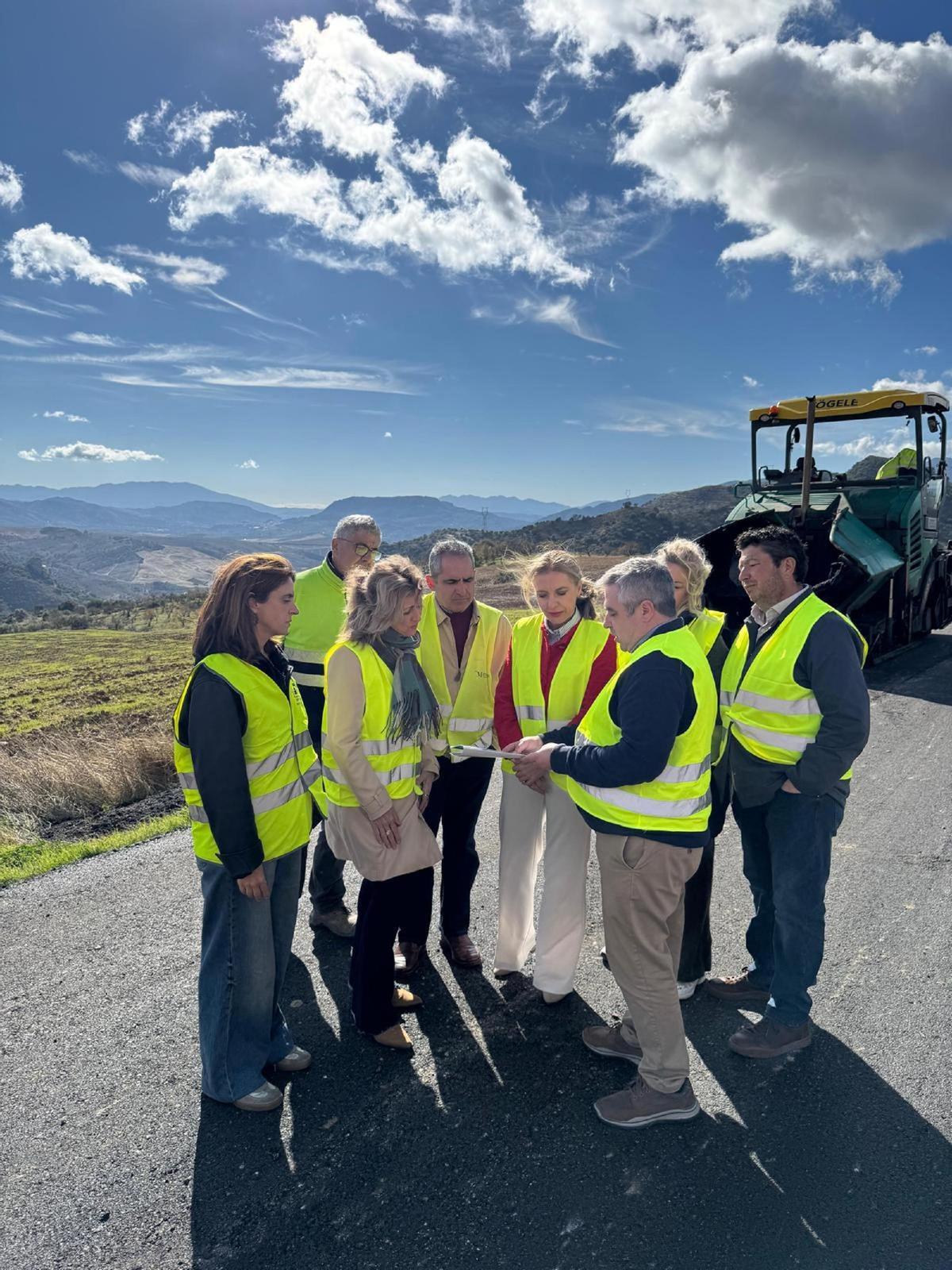Las obras han supuesto la mejora del asfaltado de 1,5 km de carretera.
