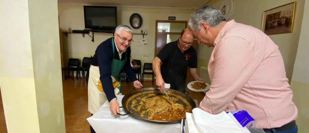 Una mesa con los sabores de la tierra