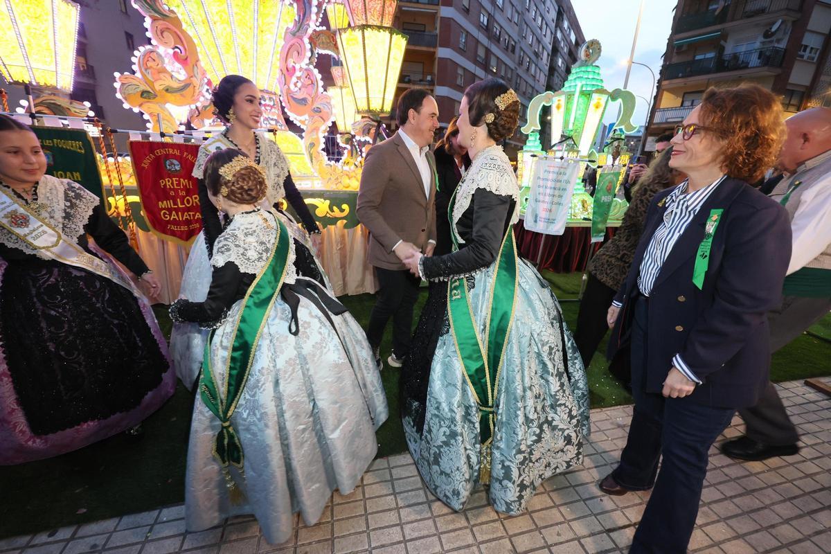 Pérez Llorca ratifica el apoyo de la Generalitat para "proteger nuestras señas de identidad como son las fiestas de la Magdalena"