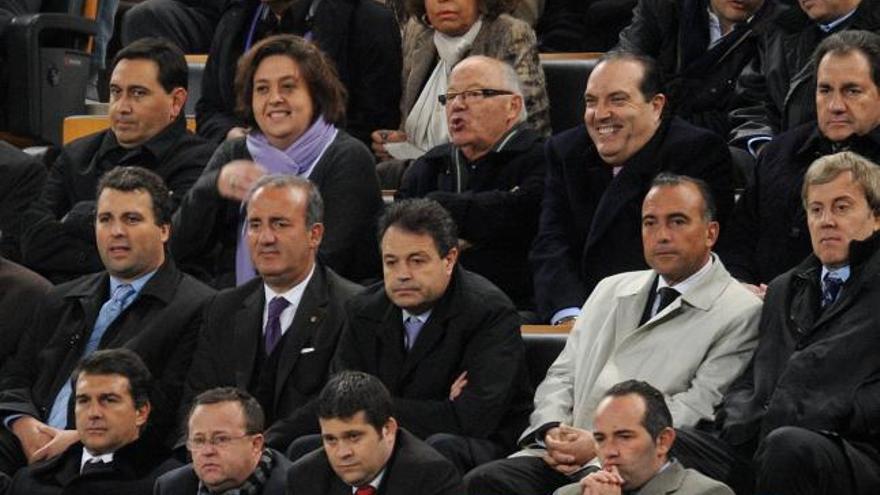 En primera fila, Joan Laporta, Tomeu Vidal, Javier Martí Asensio y José Miguel García.