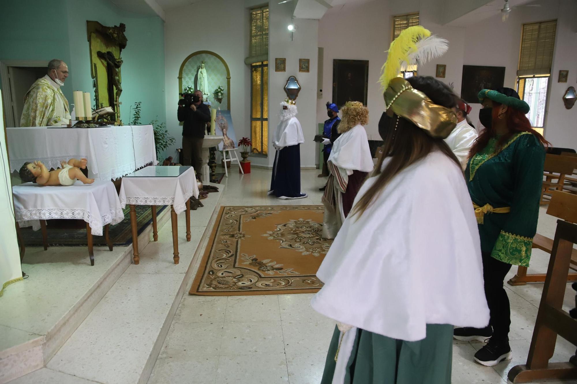 Los Reyes Magos visitan las barriadas periféricas de Córdoba